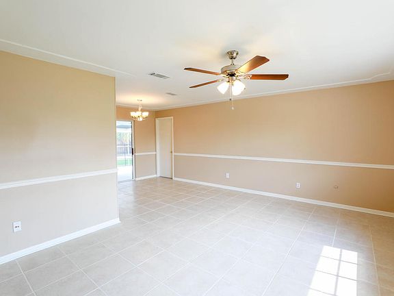 3rd image of 607 Dijon Dr