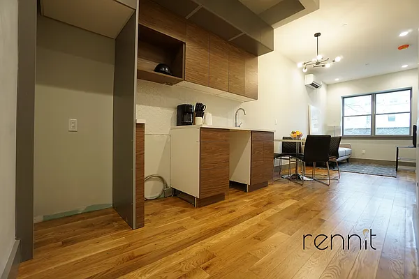 Rented by Rennit Inc. | media 17