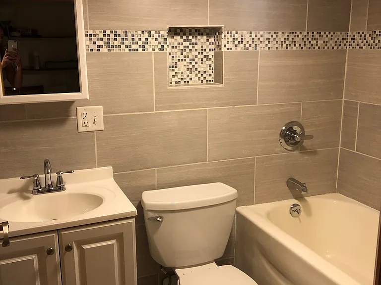 318 Pleasant St — Photo 12