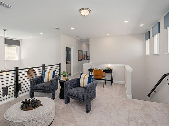 5th image of 3091 Eleanor Dr