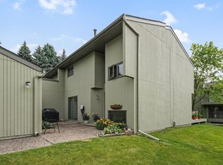10920 Abbott Ln, Minnetonka, MN 55343