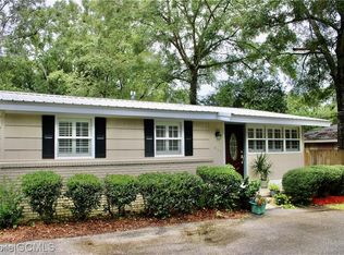 827 Dauphine Cir, Daphne, AL 36526