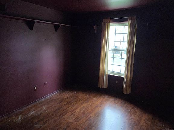 3rd image of 24675 Meadow Creek Dr
