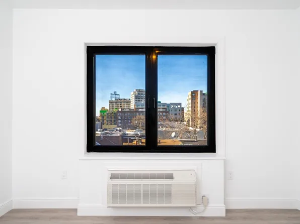 211 Baldwin Avenue image 13 of 35