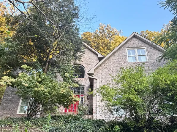 136 Bay Path Dr, Oak Ridge, TN 37830