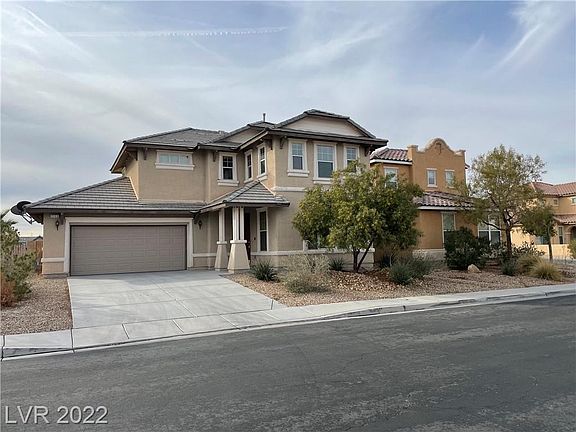 3rd image of 2733 Aspen Club Ave
