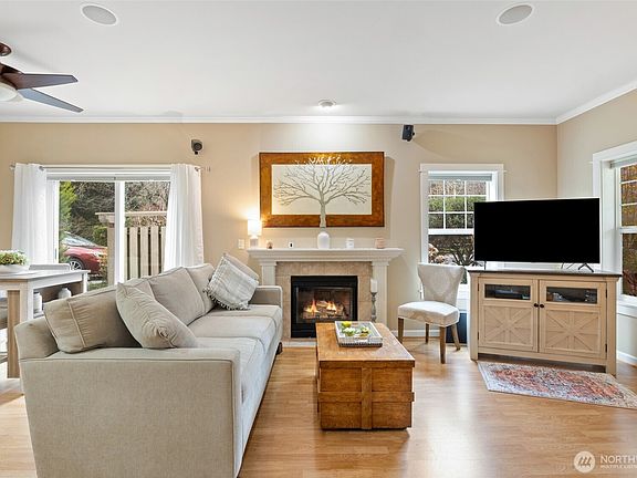 5th image of 10701 NE Kingston Meadows Circle