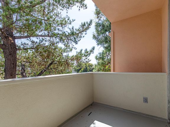 5th image of 11757 Kiowa Ave APT 8