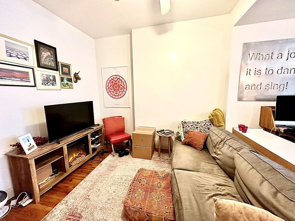 1st image of 154 18th St #A