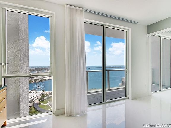2nd image of 330 Biscayne Blvd #3906