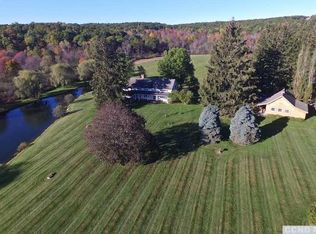 63 Pinnacle Farm Rd, Craryville, NY 12521