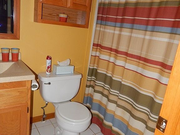 2nd image of 1603 Essex Dr