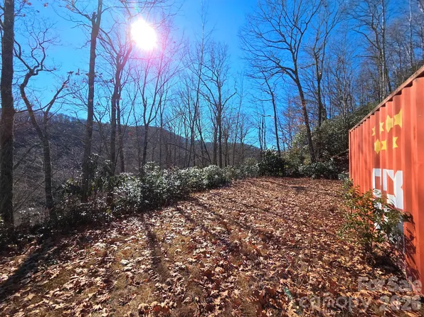720 Autumn, Maggie Valley, NC 28751