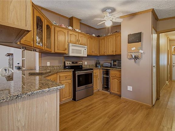 5th image of 177 Songbird Ln