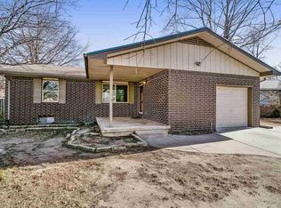 5819 E 22nd St N, Wichita, KS 67220