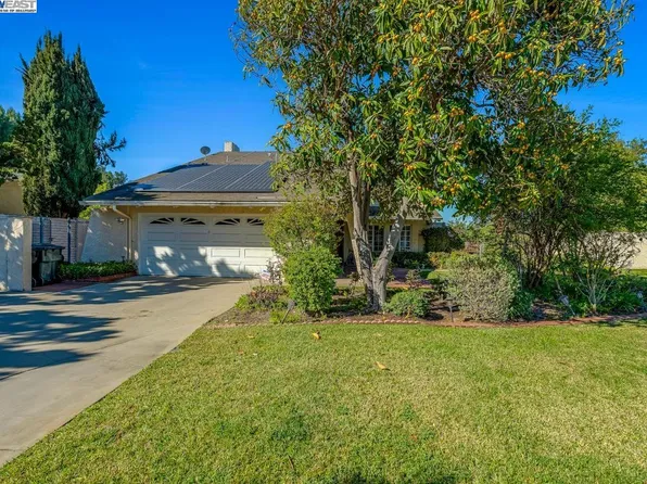 1611 Morning Sun Ave, Walnut, CA 91789