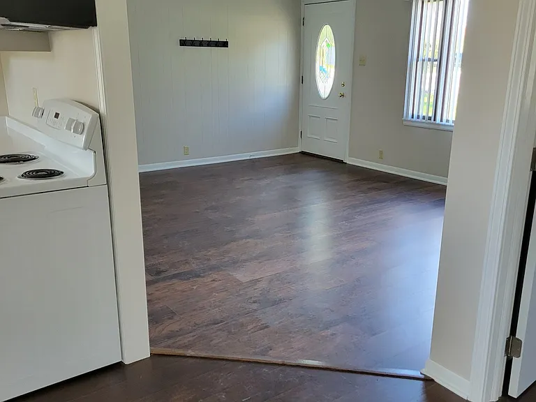 10570 Barmore Ave — Photo 4
