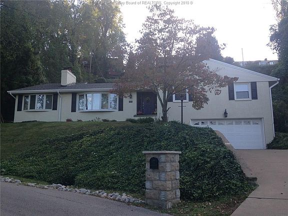 2nd image of 129 Sheridan Cir