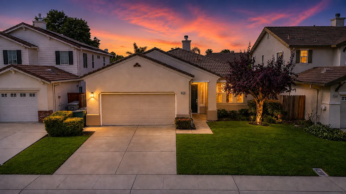 Building Photo - 6446 Cormorant Cir