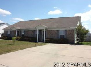 1113 B Masters Ln, Greenville, NC 27834