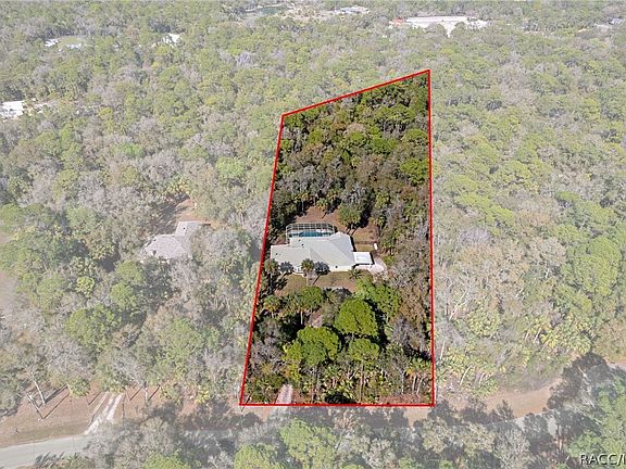 2nd image of 35 Captains Cove Rd