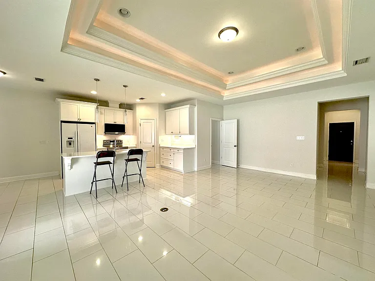5021 Caracara Dr — Photo 16