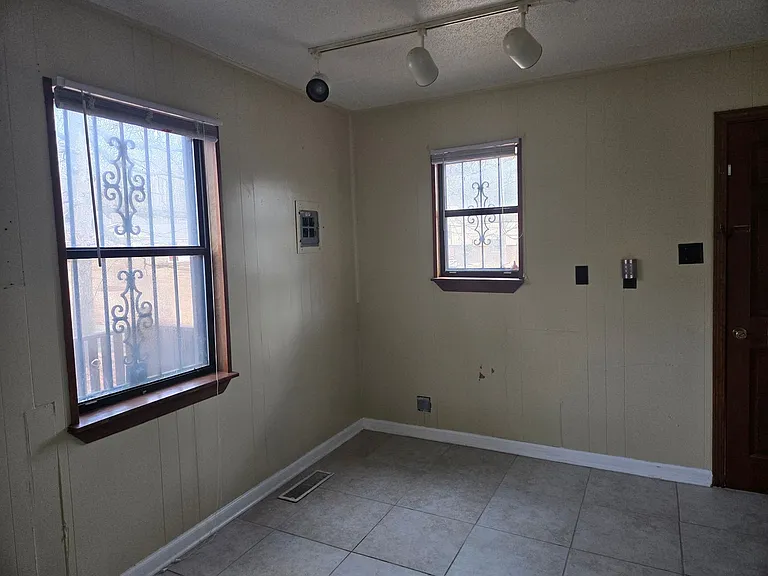5107 Briarcliff Dr — Photo 24