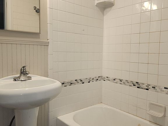 5th image of 532 Wando Dr