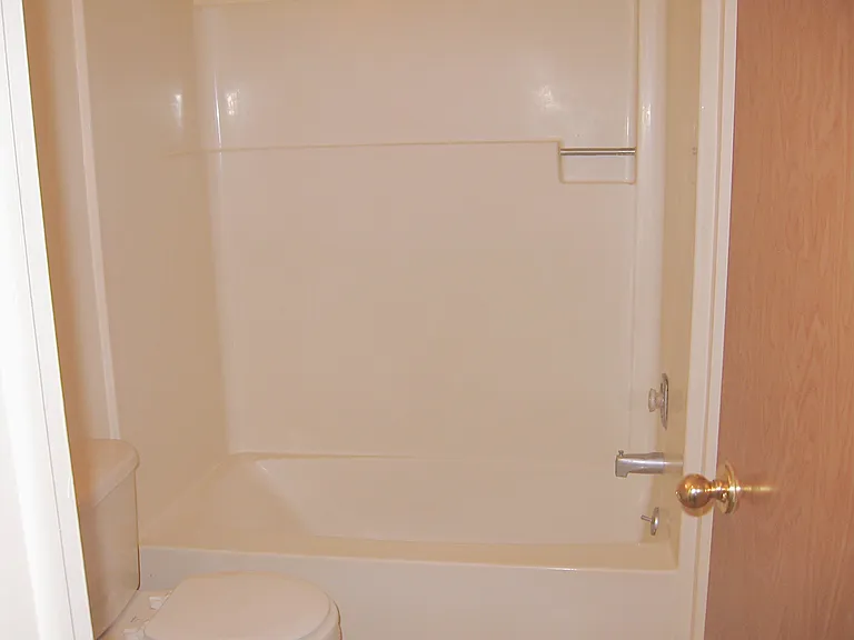 1738 W Cedar St — Photo 5