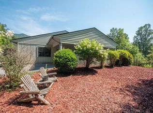 810 Oak Creek Rd #C, Franklin, NC 28734