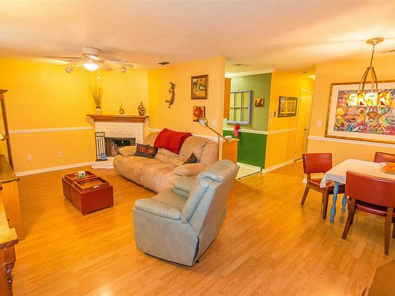 2nd image of 155 Parkbrook Cir