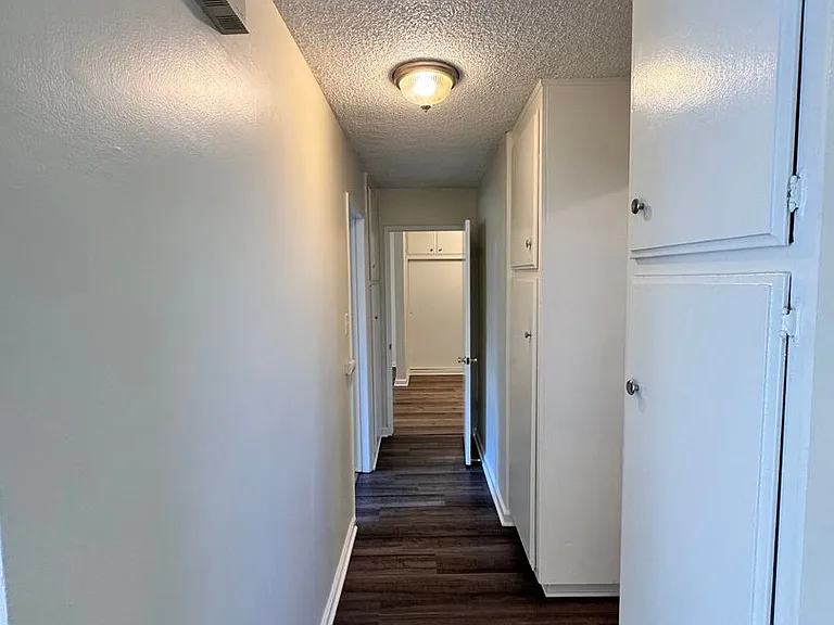 3781 Green Ave #2 — Photo 10