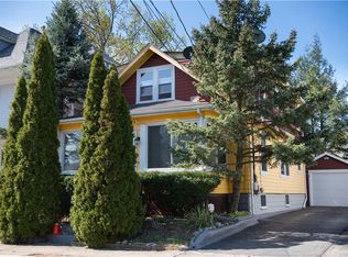98 Wollaston St, Cranston, RI 02910