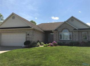 2573 Spruce Loop Rd, Sylvania, OH 43560