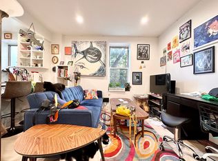 1711 Grove St #2L, Ridgewood, NY 11385