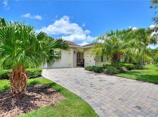 879 Bella Viana Rd, Poinciana, FL 34759