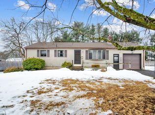 1 Carmella Ter, Enfield, CT 06082