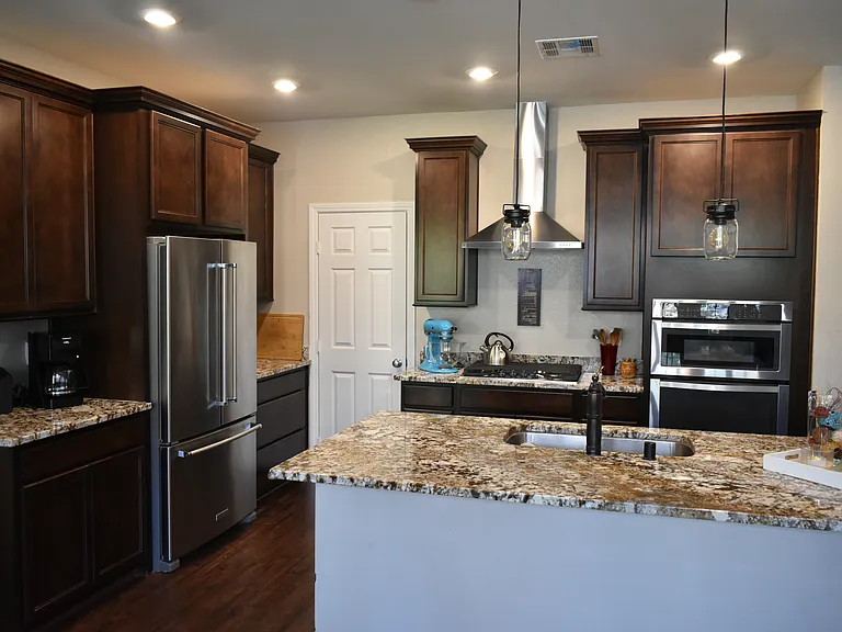 7905 Brookside Falls Ct — Photo 5