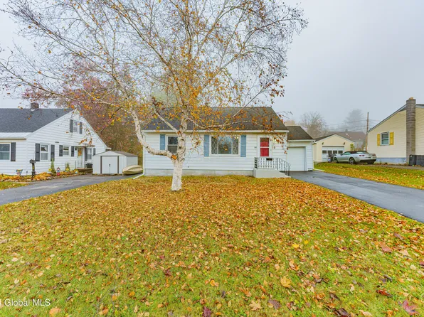 14 Christman Place, Amsterdam, NY 12010