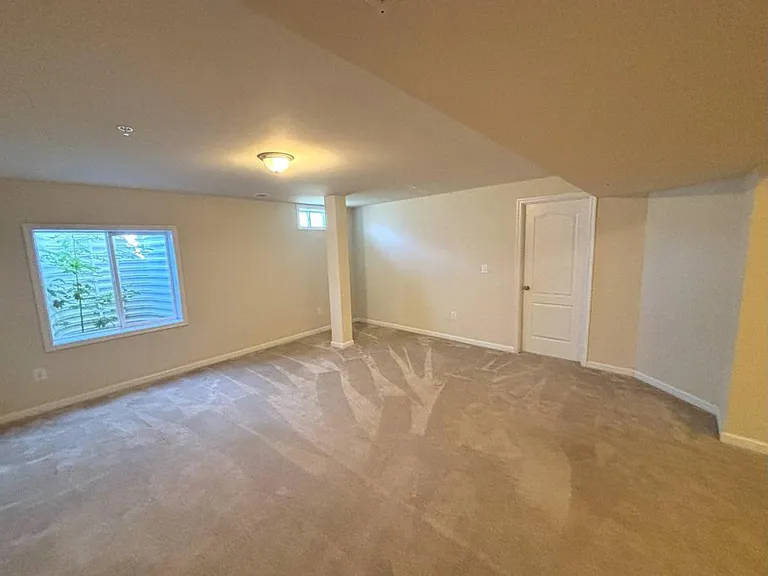 6778 McCormick Dr — Photo 17