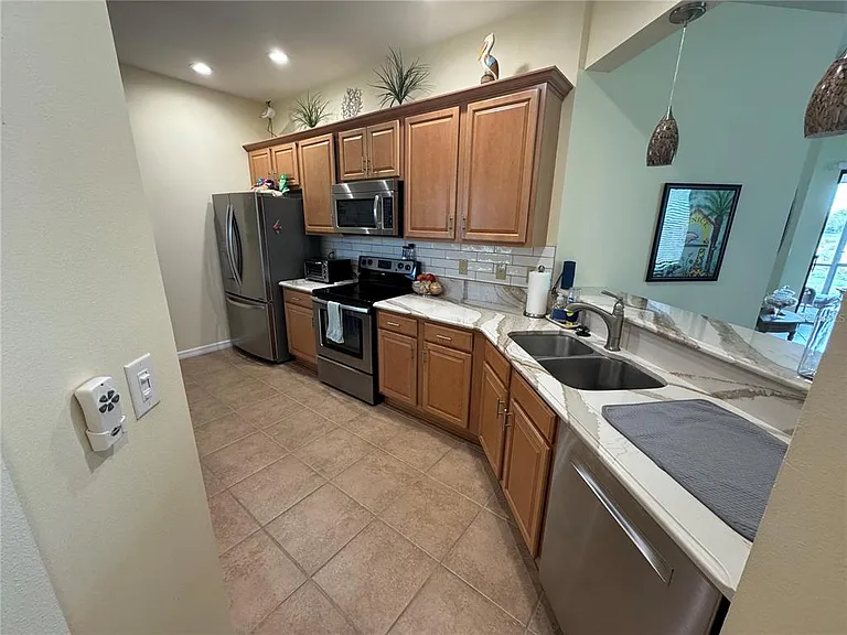20096 Pezzana Dr — Photo 3