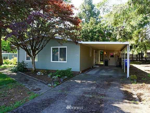 2nd image of 4425 36th Ct SE