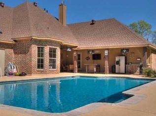 2248 Forest Hills Blvd, Haughton, LA 71037