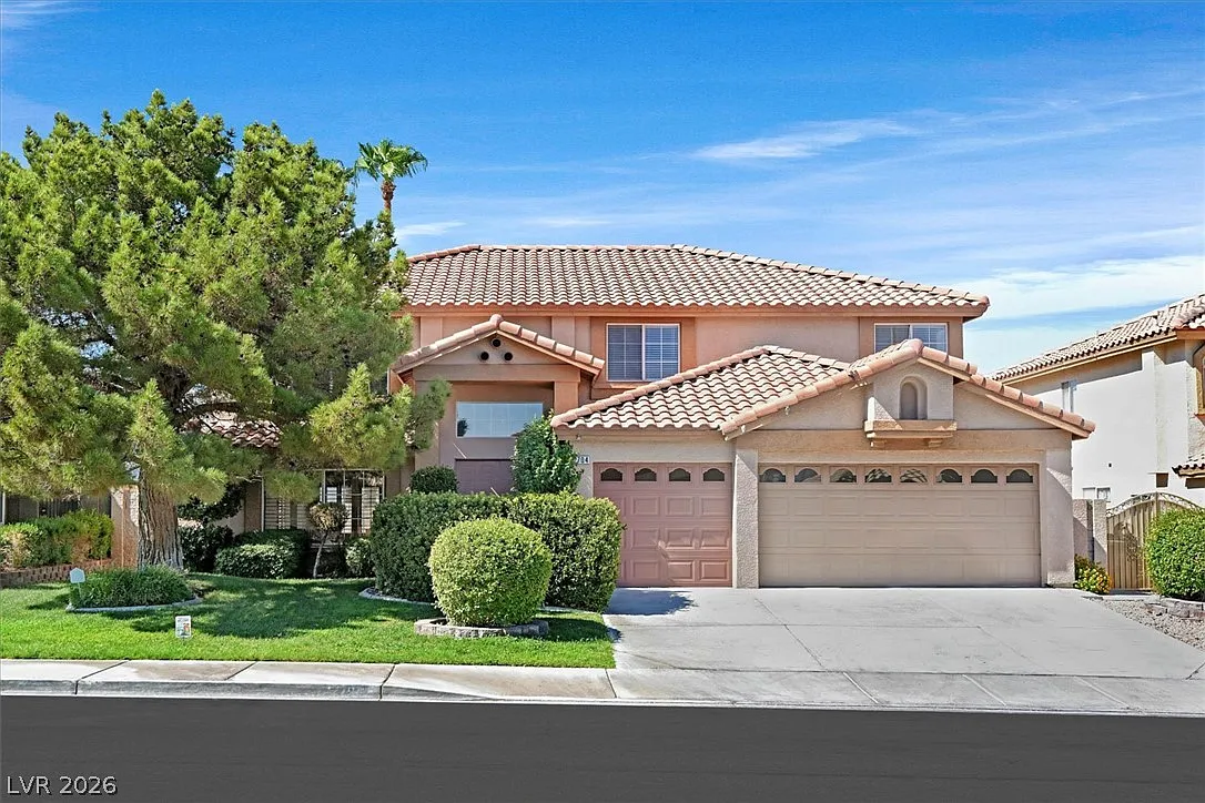 5 bed, 3.0 bath, 3466 sqft, $3,699 — Photo 1