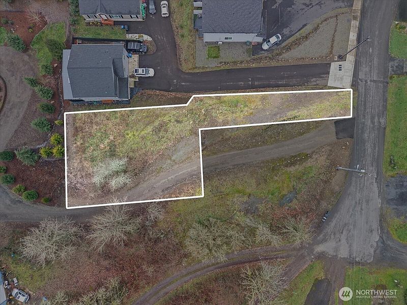 3rd image of 1173 Birch Street