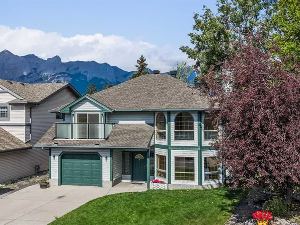 522 E Grotto Rd, Canmore, AB T1W 1J2