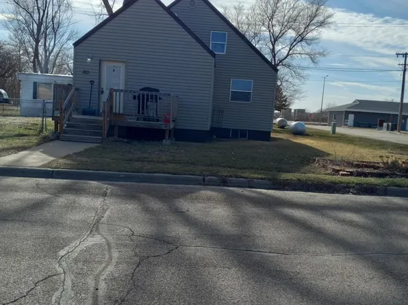 401 4th Ave SW, Beulah, ND 58523