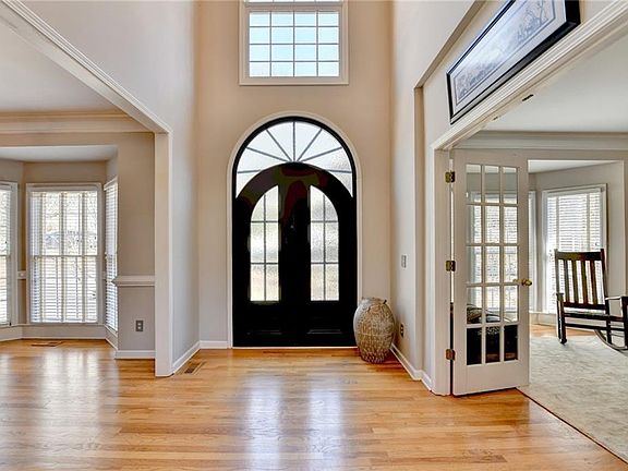 3rd image of 1250 Spring Oak Way