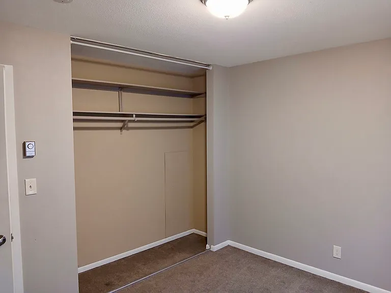 1127 College St #8 — Photo 8