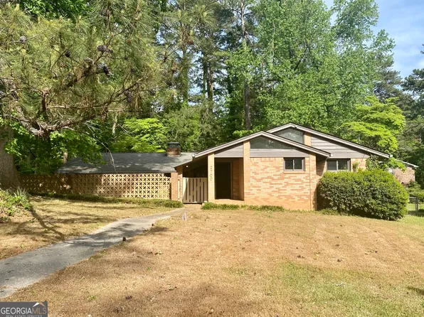 2700 The Fontainebleau SW, Atlanta, GA 30331
